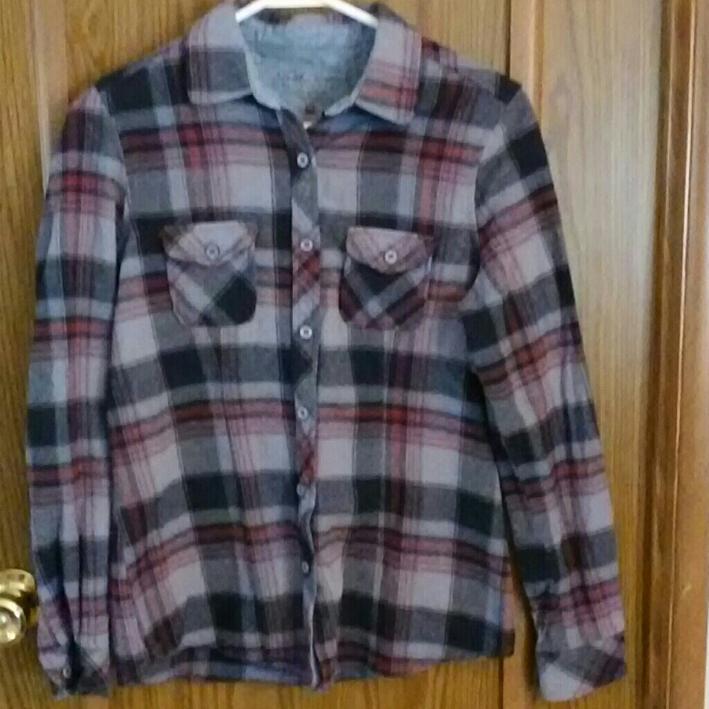 North Rivers medium gray black wine flannel shirt